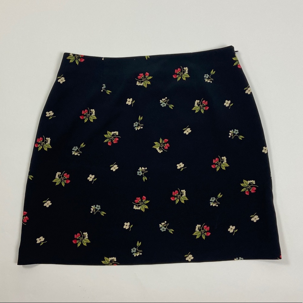 Adorable Vintage 90s Strawberry Skirt